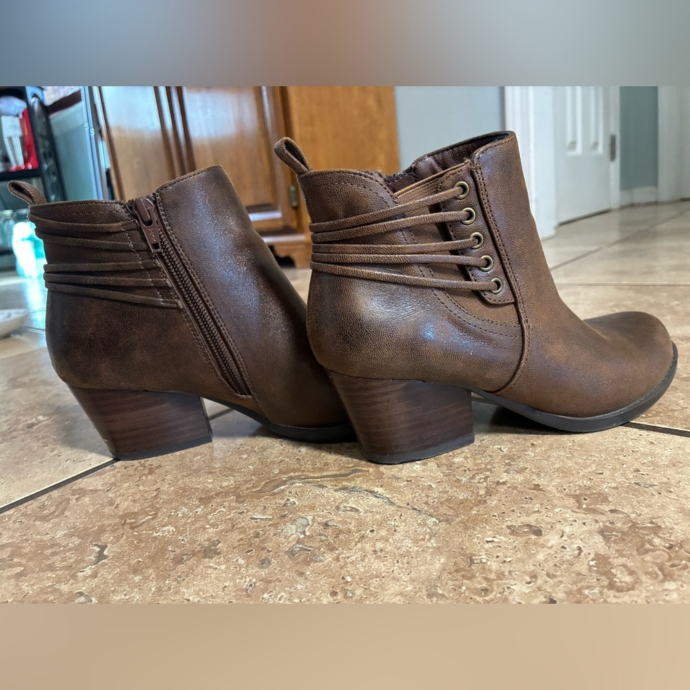 Brown Ankle Boots like new